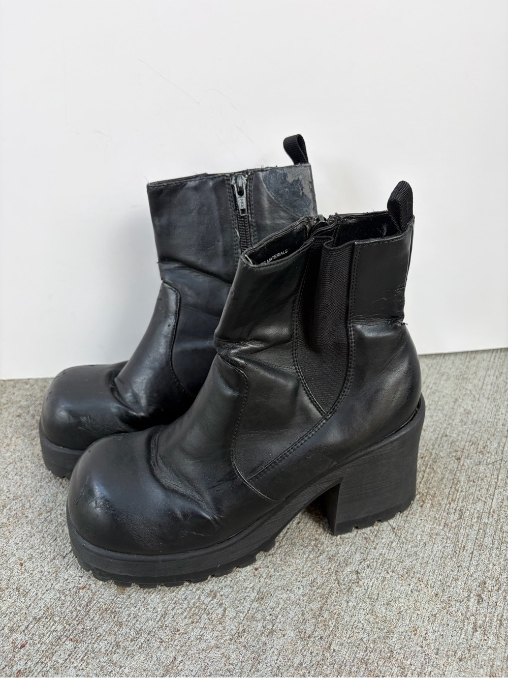 Vintage Y2K 90s Chunky Black Platform Ankle Boots Round Toe Punk Goth Bratzcore